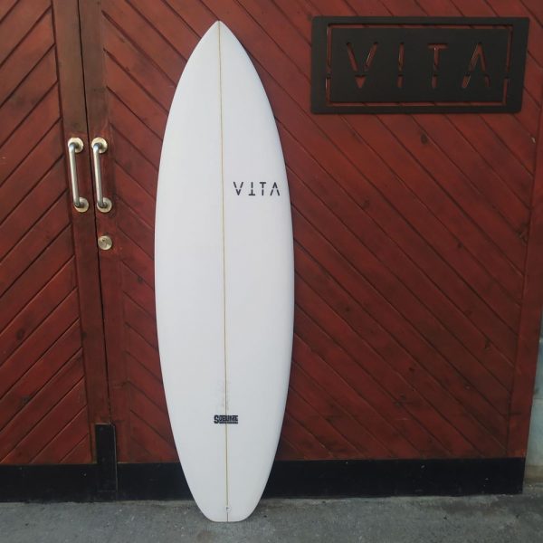 Tabla surf VITA first turns 5 11 stock