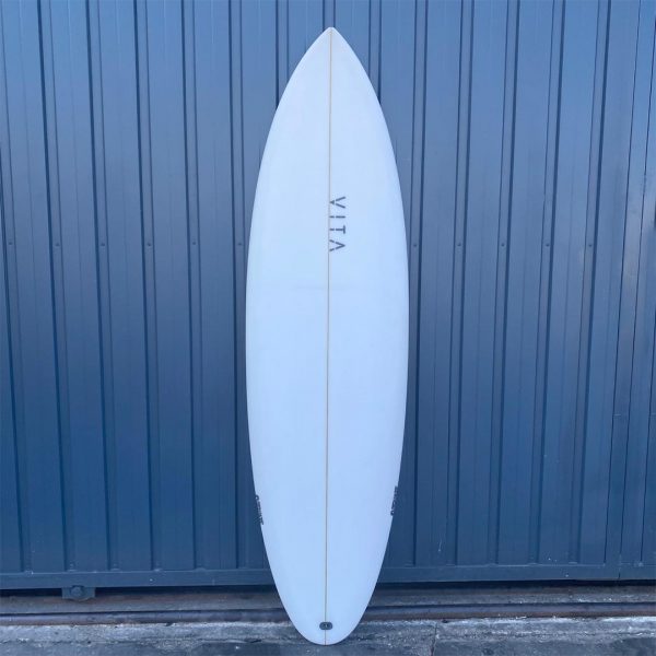 Tabla de surf stock VITA Twin Rudder VT 1549 (2)