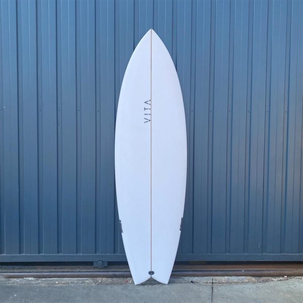 Tabla de surf stock VITA GT Fish VT 1726 (2)