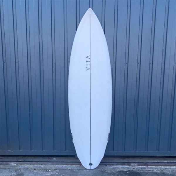 Tabla de surf stock VITA Zumwalt VT 1753 (1)